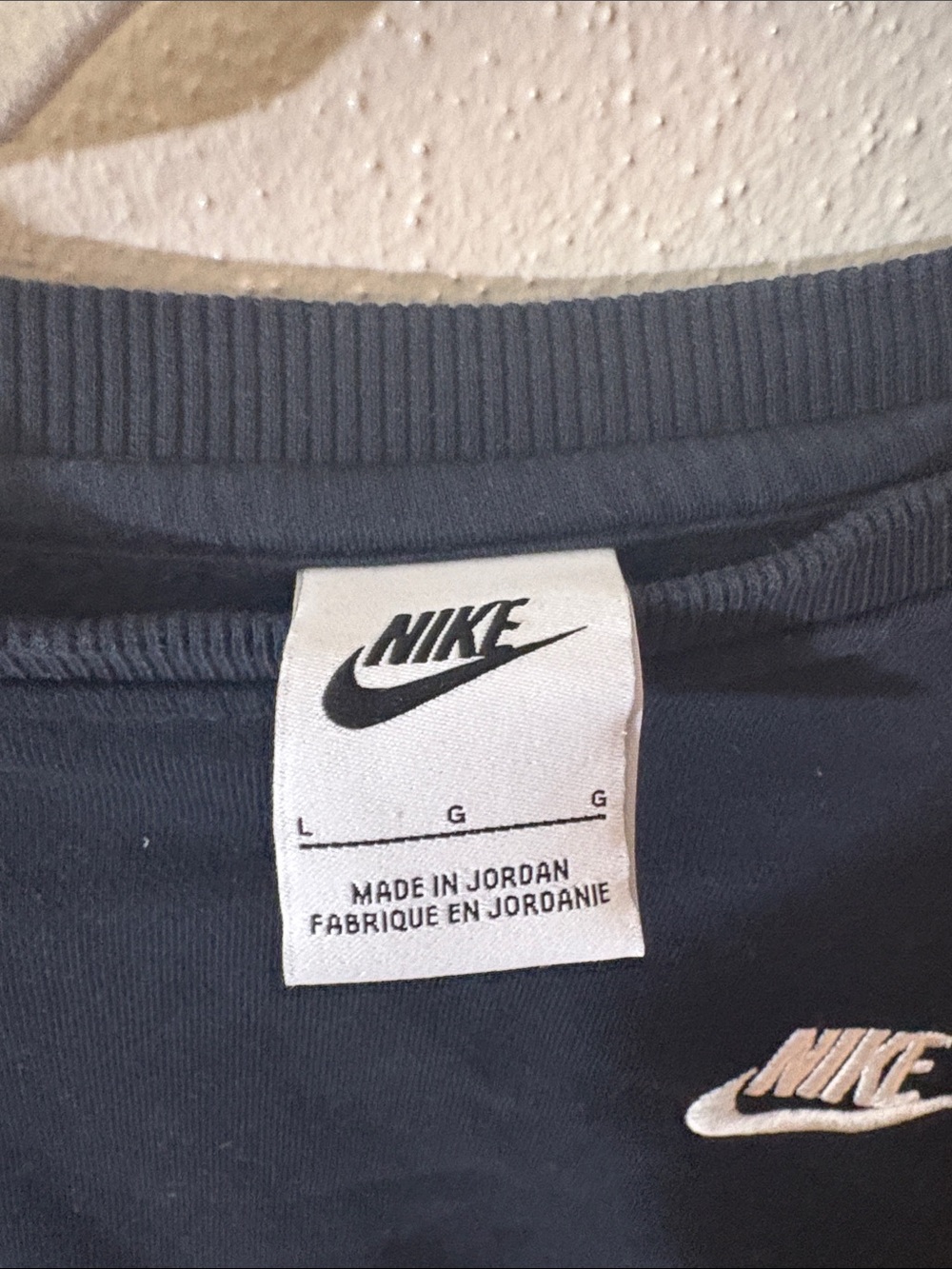 Nike Black Cropped Sweatshirt with White Swoosh - Picture 2 of 3